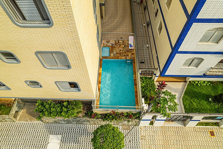 Apartamento confortável com piscina no Caiçara