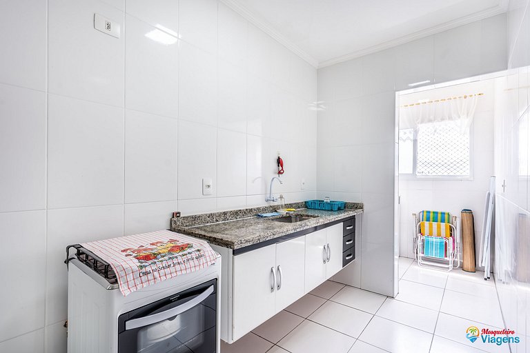 Apartamento confortável a 100 metros da praia no Caiçara