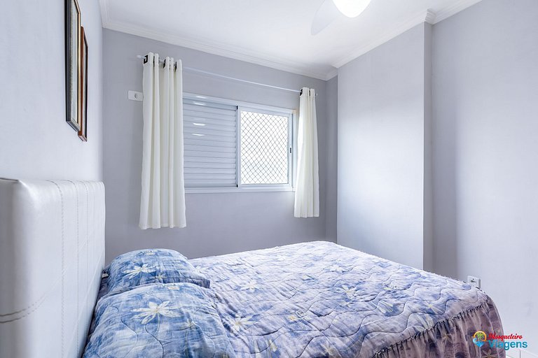 Apartamento confortável a 100 metros da praia no Caiçara