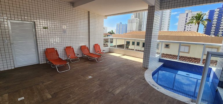 Lindo apto piscina liberada e próximo à praia QX01H