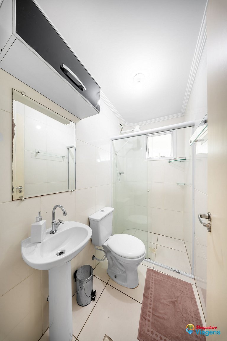 Paraíso a 100 metros da praia no bairro Caiçara