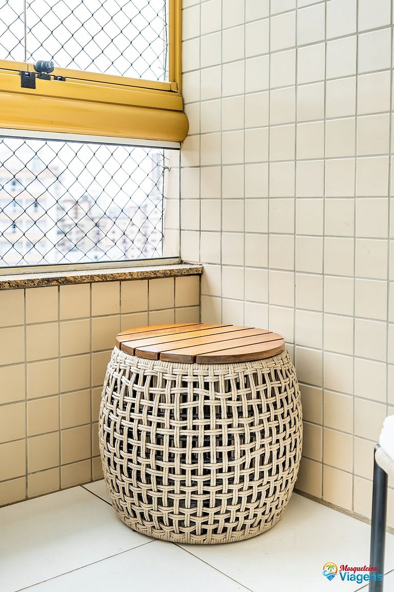 Paraíso a 100 metros da praia no bairro Caiçara