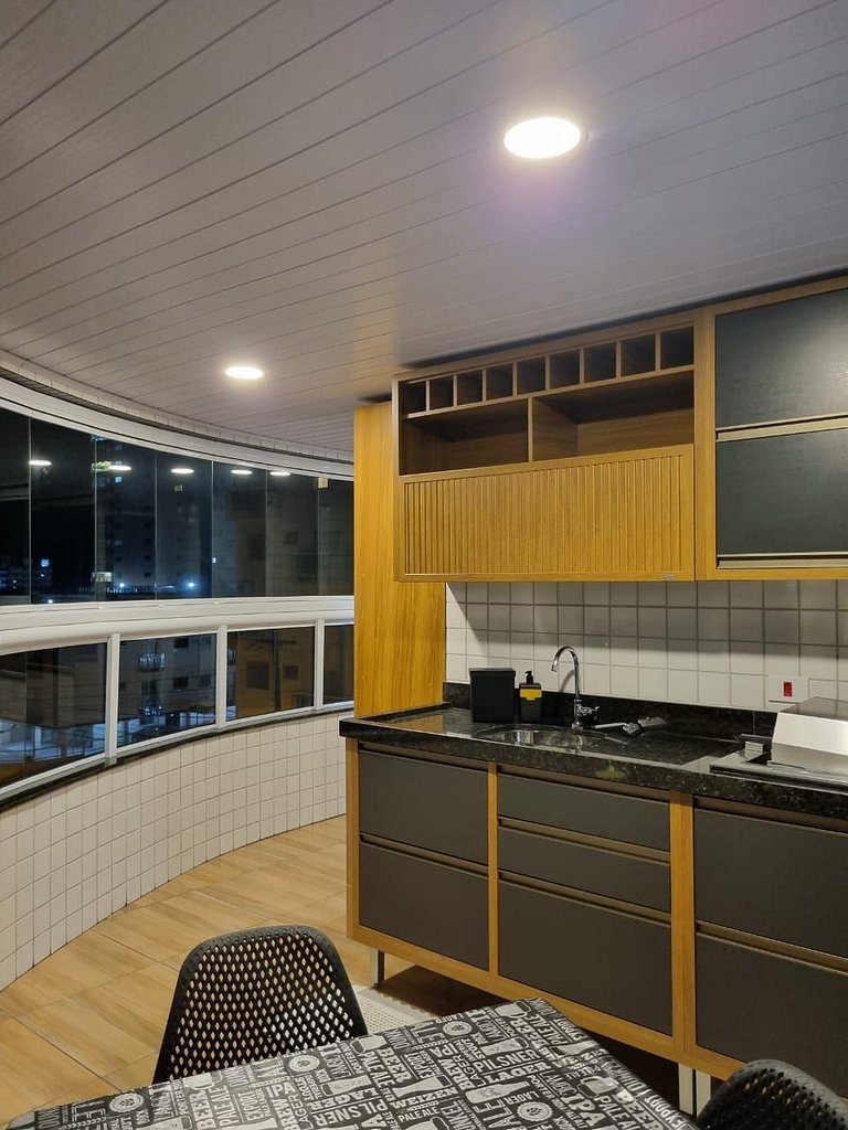 Apartamento moderno próximo à praia – ZU01H