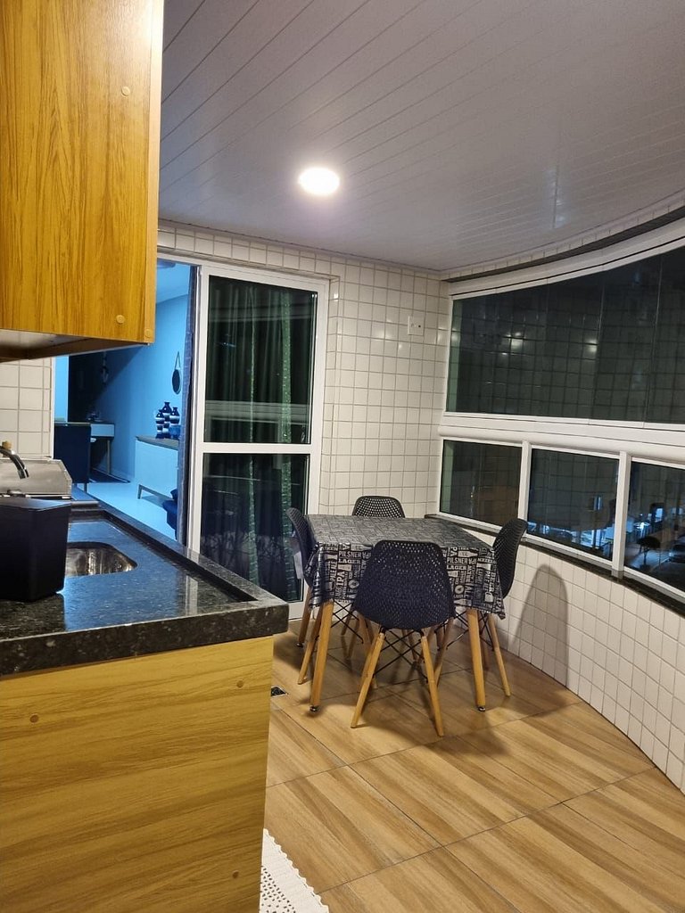 Apartamento moderno próximo à praia – ZU01H