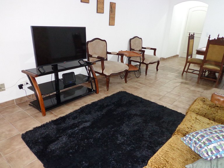 Beu apartamento de luxo à beira-mar