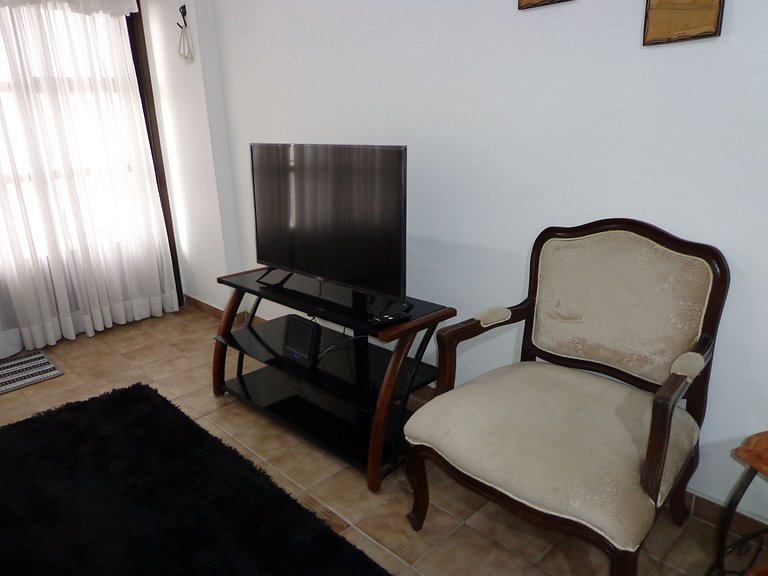 Beu apartamento de luxo à beira-mar