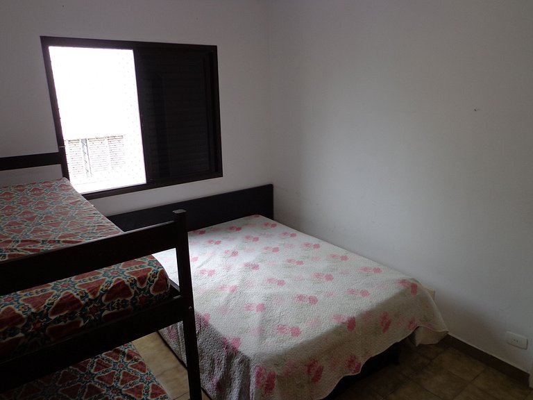 Beu apartamento de luxo à beira-mar