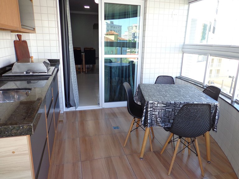 Apartamento moderno próximo à praia – ZU01H
