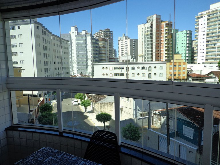 Apartamento moderno próximo à praia – ZU01H
