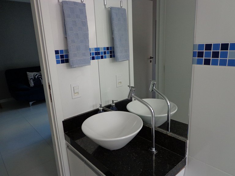 Apartamento moderno próximo à praia – ZU01H