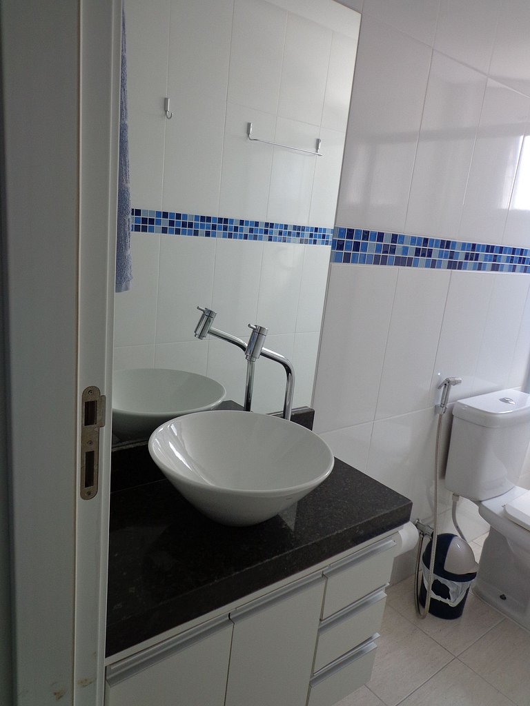 Apartamento moderno próximo à praia – ZU01H