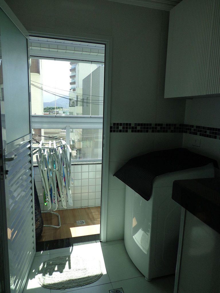 Apartamento moderno próximo à praia – ZU01H